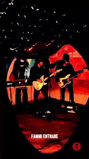 Marco Male - Tutti Vogliono (live session in soffitta) #guitar #punkrocklive #musica