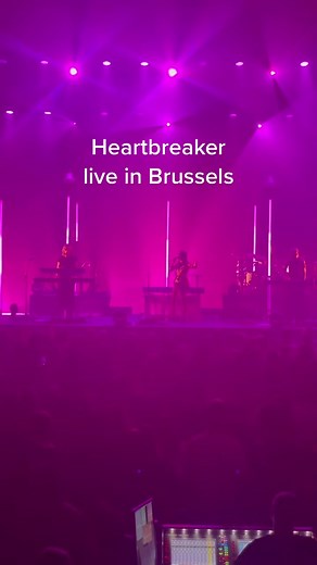 Heartbreaker Soundcheck to Live Show