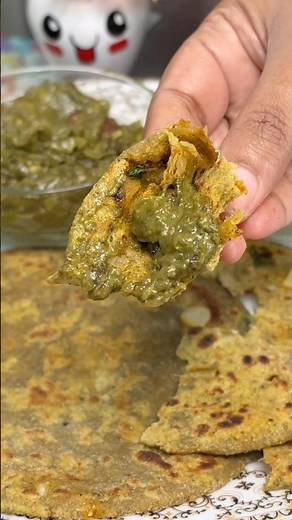 Authentic Punjabi Sarson Saag & Paratha in 10 Minutes! (Instant Mix)