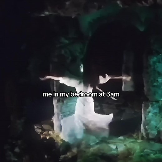 Kate Bush Gothic Dancing in the 70s: A Whimsical Throwback