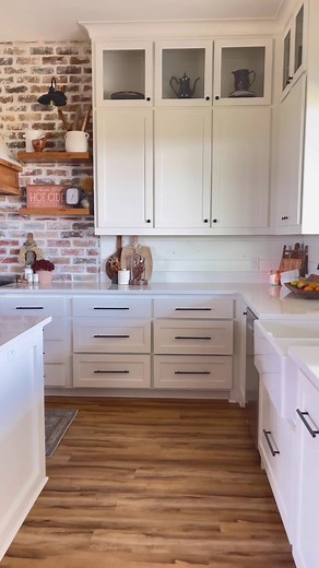 Fall Farmhouse Kitchen Design Ideas with Brick Backsplash