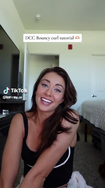 DCC Bouncy Curl Tutorial: Step-by-Step Hair Guide