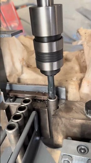Internal thread processing of metal pipes, amazing precision!