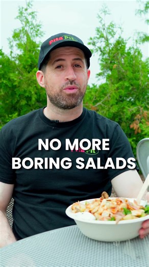 When the Chicken Crave Salad hits the stage… 🥗 Even Pete forgets he’s a pita 🙂‍↕️ Yeah… it’s that good! - Quand la Salade Craquante au Poulet entre en scène… 🥗 Même Pete oublie qu’il est un pita 🙂‍↕️ Oui… cette salade est irrésistible! | Pita Pit Canada