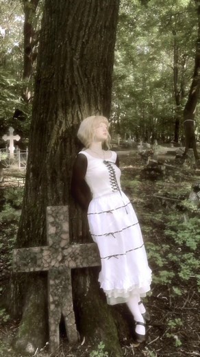 🖤🏹Skirt and top: @Chérie Lou . . . . . . #aesthetic #outfit #vintage #vintageoutfit #makeup #look #vintageclothes #retro #vintagestyle #style #fashion #styleblog #fashionblogger #influencer #cottagecore #cottagecoreoutfit #fairy #doll #dollcore #southerngothic #gothic #softgoth #romantic #morutecore #dress #coquette #victorian #inspiration #винтаж #эстетика #вдохновение #аутфит #образ #готика #creepycore