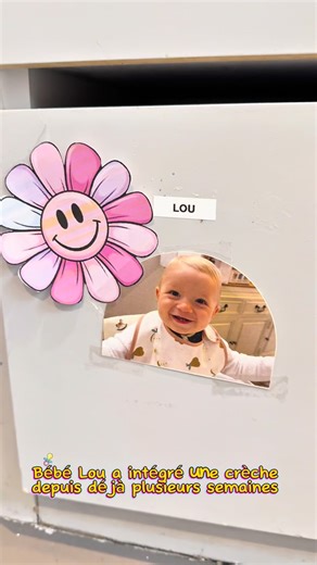 E l o d i e 🌸 Heureuse Maman👩🏼 Auteure ✍️ on Instagram: "On a une ANNONCE à vous faire… 🥹 Ça fait plusieurs semaines que notre bébé Lou 👶🏼 a intégré une super crèche à Amiens . J’ai ressenti le besoin de garder ces premières semaines rien que pour nous ❤️ Après l’avoir gardé plus d’un an exclusivement à la maison, il a fallu s’adapter et maintenant quel bonheur de le voir s’y épanoui avec d’autres copains et copines, à faire des activités en groupe. Il y va 3 jours par semaine. J’adore cet