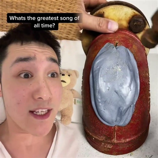 Only listening to 1 second is criminal and i feel blue balled #skit #funny #joke #greatestsongofall