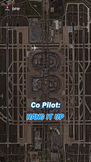 Co-pilot gives his captain a hilarious send-off on his final flight / ATC Recording #aviation