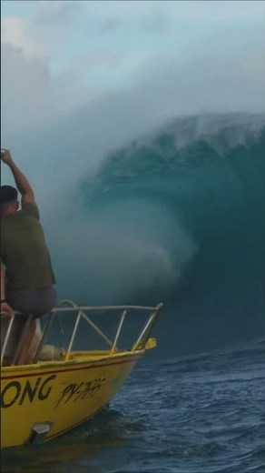 Beast of a Wave #teahupoo #bigwavesurfing