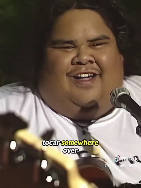 Antes de morir, escribió una de las canciones más emblemáticas de todos los tiempos. . #israelkamakawiwoʻole #israelkamakawiwo #overtherainbow #famoso #musica #song