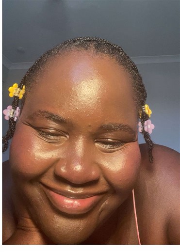 Just hit record and post I’ve been loving being on TikTok. It’s so much fun. Just recording and posting. I know I could improve with my camera quality. I’m happy where I am just recording and posting whenever. Just having fun and experimenting. It’s so therapeutic. I’m just using whatever I have in this season.