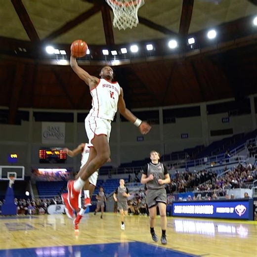 5-star TE Ahmad Hudson throws down b2b DUNKS in semis!! 🔥🔥 #basketball #dunks