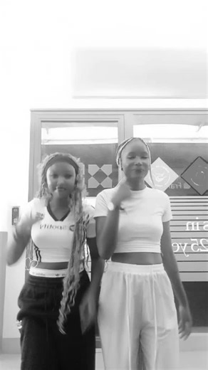 @lucky 13 (@purr_pixie2)’s videos with original sound - Muga💚