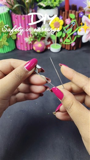 Diy safetypin earrings 🧷✨ #diy #shorts #handmade #hacks #viral #youtubeshorts #earrings