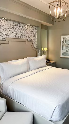 Iberville Tower Suites at Hotel Monteleone. A luxurious place reimagined with accommodations to match, including twice-daily housekeeping, personal concierge, and New Orleans-themed amenities. | Hotel Monteleone