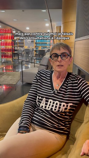 Le quantique nous montre quelque chose d’extraordinaire : deux atomes peuvent rester liés, même lorsqu’ils sont à des kilomètres l’un de l’autre. Cette connexion invisible dépasse l’espace… et c’est exactement la même chose avec l’énergie ✨ C’est pour cela que les consultations de médiumnité à distance fonctionnent tout aussi bien qu’en présentiel. L’énergie traverse les écrans, la distance, les murs. Elle ne dépend ni du lieu, ni de la proximité physique. Et dans notre cas, c’est encore plus pu