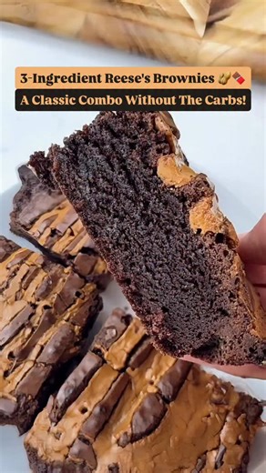 3-Ingredient Reese's Brownies 🥜🍫 Fudgy, rich, and swirled with peanut butter—all with just three simple ingredients and zero added sugar. These taste like the real thing, only better for you. 😋 🚨 Full recipe with tips, variations, and nutrition info: ➡️ https://keto.recipes/easy-low-carb-reeses-inspired-brownies/ 💬 Would you give these a try? Drop a 🥜 below! Don't forget to SAVE and SHARE this easy #dessert #recipe! 📸: @ketosnackz | Keto Recipes