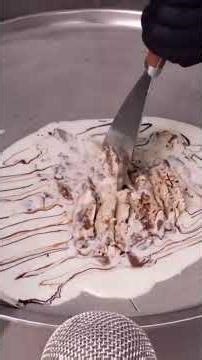 “Melting Snickers Ice Cream Into Milk… Unreal!” 😳🔥