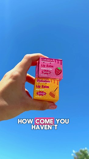 How to Keep Your Lips Hydrated and Glowy