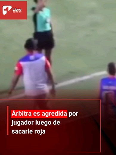 #Virales Vanessa Ceballos, árbitra de la Primera C, fue agredida con una cachetada por un jugador tras expulsarlo en pleno partido en Aracataca. La árbitra Ceballos, luego de ser agredida, intentó ir detrás del jugador, pero fue detenida. La Liga de Fútbol del Magdalena repudia la violencia y exige sanciones severas para enviar un mensaje claro. El fútbol debe ser un espacio de respeto y justicia, donde ninguna agresión tenga lugar. Para más información visite Canal1.com.co #NoALaViolencia #Resp