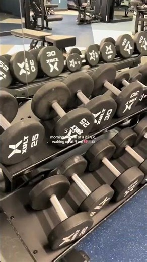 waking up at 4 am dayinmylife minivlog morningroutine... #Shorts #_maitoyo