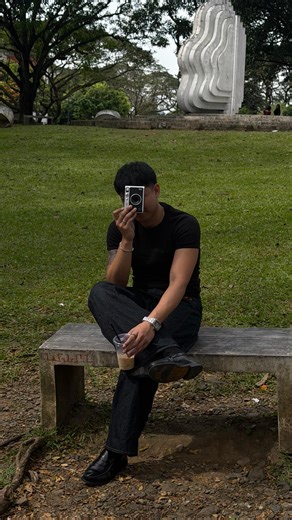 MATT SANTIAGO | Fashion & Lifestyle Creator on Instagram: "A must-have lifestyle device to capture every moment. This is the Instax Mini Evo where you can both print and keep the pictures you’ve taken. There are so many effects that can be used in this device, so you better check it out too. @teaminstaxph #instaxminiEvo #ShowHowYouSeeTheWorld #TeaminstaxPH #DontJustTakeGive"