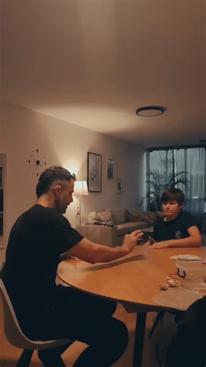 Yoav Yover Reuveni on Instagram‎: "הרגע הזה, הקטן, שתופס גרגר ביום ונאמר כמעט בלחישה "איי, אני אוהב אותך" וההדהוד הכן שלך "איי לאב יו טו, דאד", הוא המתנה ליום ההולדת שלי. #רוק40"‎