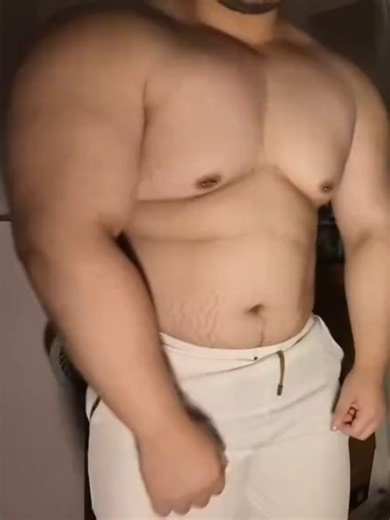 强壮的肌肉与力量训练