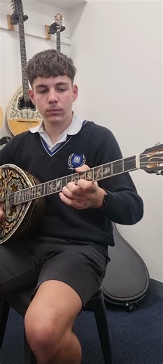 Το Γλέντι ( Ν. Οικονομίδης) ||Δημήτρης Φωκιανός (Μπουζούκι)