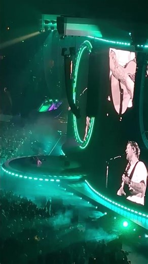 Ed Sheeran - Medley song 1 LIVE from Marvel Stadium in Melbourne, Australia 2026 - What's this song?