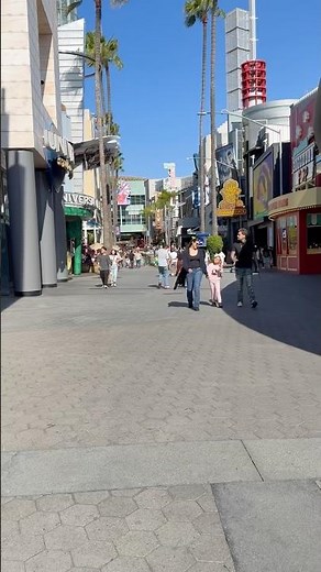 Walking Through Universal CityWalk Hollywood🌟 | Los Angeles Short