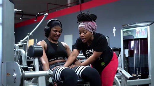 Effective Leg Extension Exercises for Gym Enthusiasts