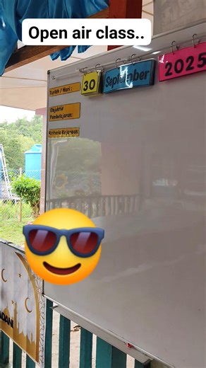 Ada yang tak percaya kelas saya kelas terbuka 🤭🤭. Walaupun terbuka..tanpa dinding. Tapi kami enjoy belajar di sini.. #fbpro #fbreelsfypシ゚viralfbreelsfypシ゚viral #fb | BBM Tunas Pemulihan Khas