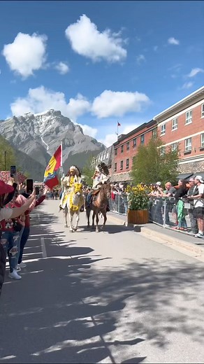 #nativeamerican #nativeamericanmusic #powwowtrail #cree #nativepride #nativepeople #sioux #indigenous #apache #navajos #firstnations #history #powwow #dance #jingledress #culture #suite #viral #foryou #fpy | Native Pride