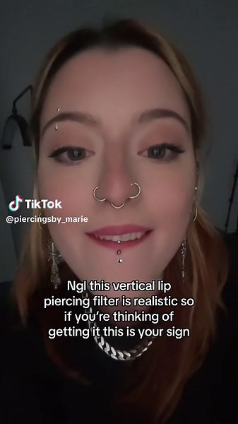 I love mine it was one of my easiest piercings!! #verticallabret #verticallabretpiercing #verticallippiercing #piercinglovers #piercedgirl #sydneypiercingstudio #piercingstudio #earcurationsydney #goldjewelry #sydneypiercer #piercingcheck #piercerlife #jewellerylovers