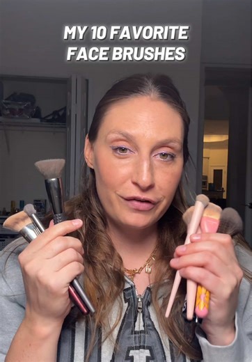 Top 10 Favorite Face Brushes for Flawless Makeup