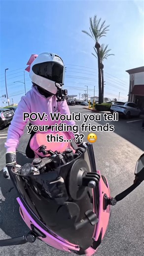 Barbie on Instagram: "Maybe I’m a little bit of a buzz kill idk 😅😆🏍️ or maybe it’s the nurse in me Bike: 2021 @kawasakiusa ZX6R Helmet intercom: @cardosystems Packtalk Pro Use code RNBARBIE for a discount Camera: @insta360 @insta360motorcycling X4 Trauma Kit: @traumoto Use code RNBARBIE for a discount Helmet: @shoeihelmetsusa X15 Airbag vest: @alpinestars Tech Air 5 Riding boots: @alpinestars Stella SMX 6 v2 Vented Crash cage: @impaktech crash cage + adjustable subframe Use code RNBARBIE for