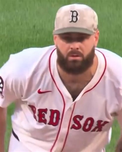 Matt Olson goes deep with a 2 run homer. M Braves up 2-0. | Atlanta Braves Chop Live