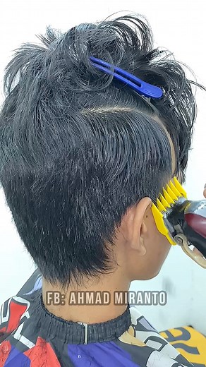 101K views · 1.1K reactions | How to make a base line using guard 2 #easytrickie #easytechnique #easyhaircut #haircuttutorial #baseline #guideline #lines #trimerline #fblifestyle #everyone #fyp #asmr | Ahmad Miranto | Facebook
