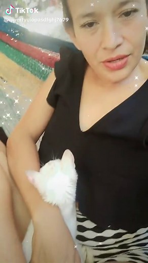 Videos de qwertyuiopasdfghjklñzxcvbnm@#$ (@qwertyuiopasdfghj7679) con “sonido original - 👉Lyrics_alleson”