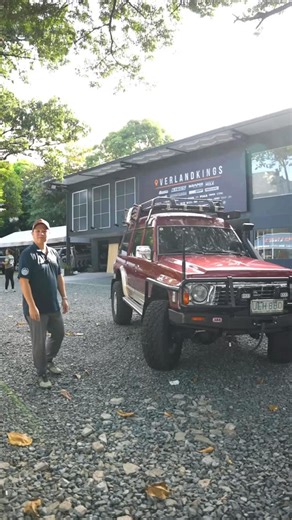 What an epic build! We’re taking you through a Nissan Patrol GQ rig built here at Overland Kings. With an ARB BP-51 suspension setup, steel bumpers, and a GME antenna, this vehicle is ready for anything. But the real star of the show is the new Adventure King rear drawer system , perfect for adding kitchen drawers, slim storage, or whatever gear you need. Plus, with a dual battery system, 220V and 12V power, LED lighting, and compatibility with fridges and accessories, you can power all your adv