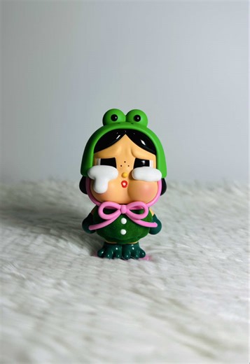 Crying Again: Unboxing What A Frog Figurines
