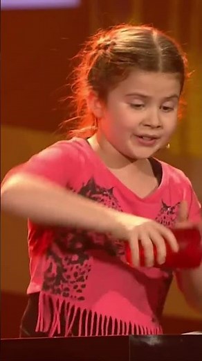 How cute is she🥺🥺🥺 #cupsong #thevoicekids #shorts
