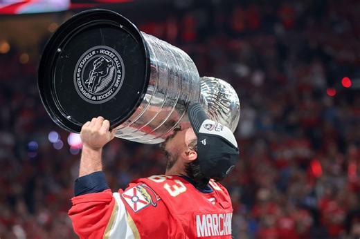 "Thank you Boston": Brad Marchand joins chant by Panthers fans outside Elbo Room during Stanley Cup win celebration [WATCH]