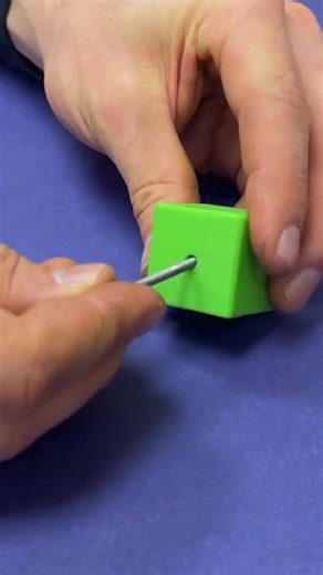 Slant 3D on Instagram: "A few ways to do 3D printed threads 🔩 #3dprinting #designfor3dprinting"