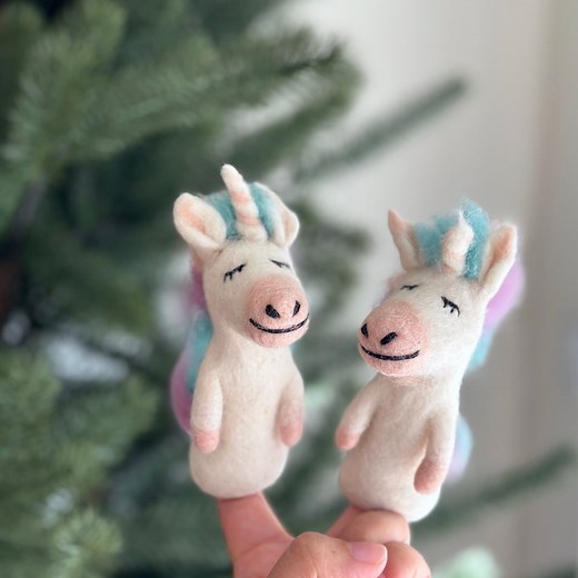 Unicorn Felt Finger Puppet, Fluffy Unicorn, Needle Felted Puppet, Waldorf Toy, Speech Therapy Aid, Photo Prop, Storytelling for Kids - Etsy