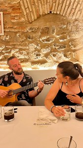 Oye, Mariano... que #LaLaca va por dentro 💃🏻 📍 @restaurante_cochifritoplaza | Isabel Aaiún