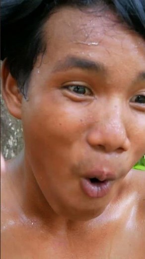 🌿🐟 Ultimate Rainforest Survival Giant Fish Catch & Mouthwatering Cooking Adventure! 🍽️ Primitive Boy