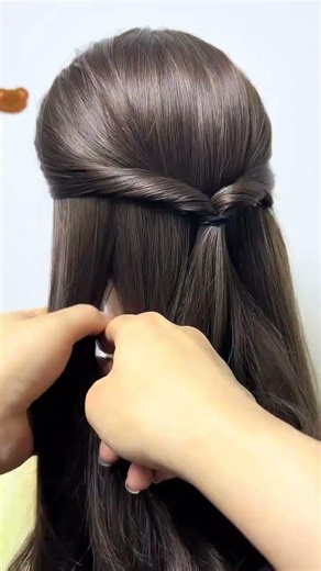 Master the Side Braid Technique for a Smaller Face Look