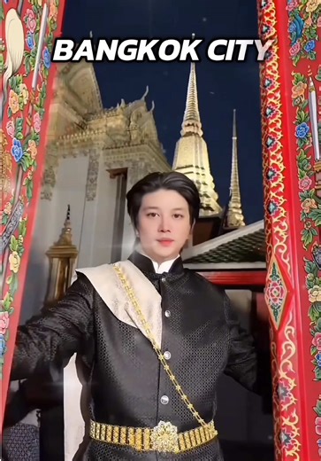 Explore the Vibrant Life in Bangkok City